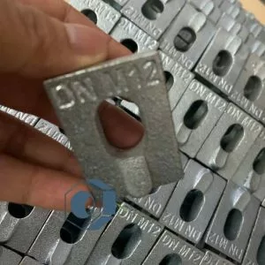 Long đền móng ngựa M12